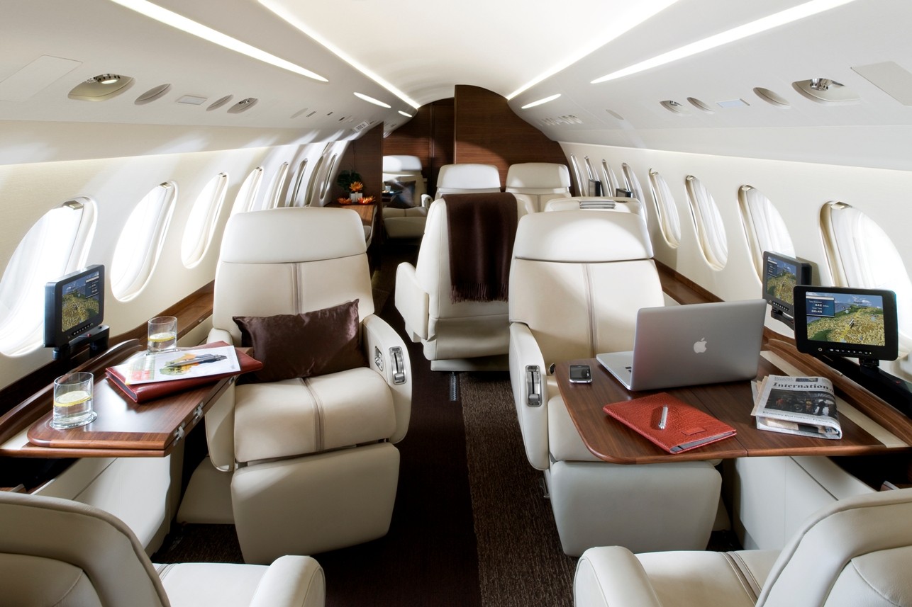 FalconX - private jets - air charter - charter flight